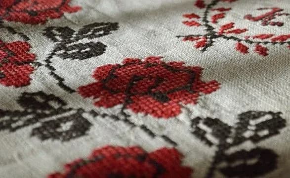 Посол Великої Британії та Епіфаній записали спільне привітання до Дня вишиванки