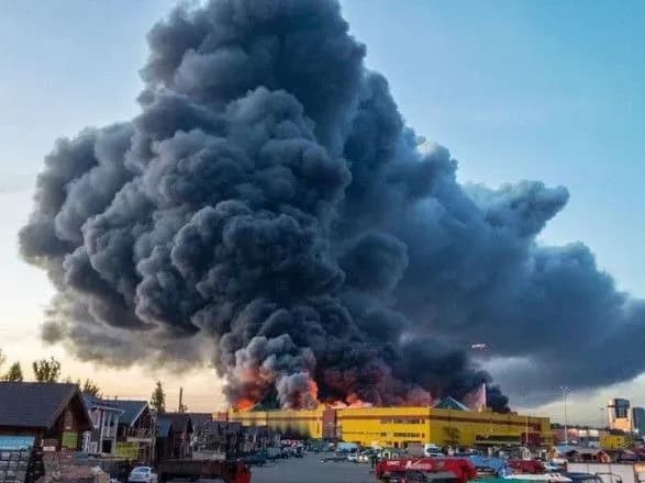 У Росії суд розпочав розгляд справи про пожежу в "Зимовій вишні"