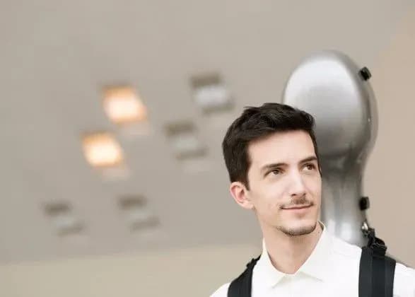 В Украину приедет один из лучших виолончелистов Европы