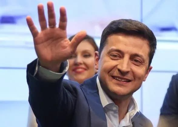 На інавгурацію Зеленського покликали всіх президентів України, крім Януковича