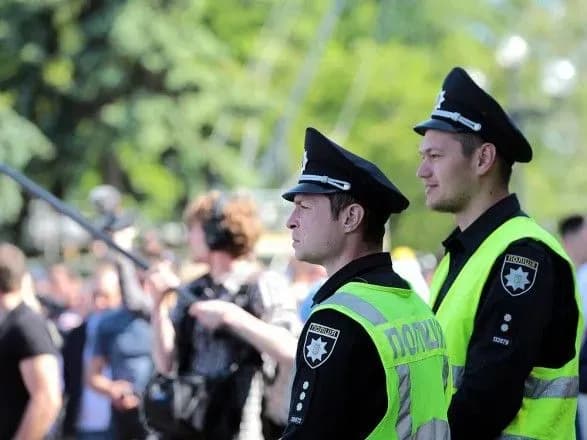 МВС: на інавгурацію під ВР прийшли 3 тис. людей, порушень не було