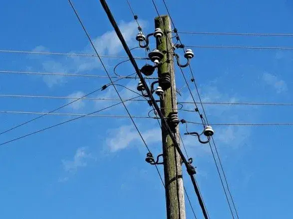 Негода в Україні залишила без світла майже 150 міст і сіл