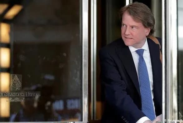 Трамп дав вказівку своєму екс-раднику не виступати з показаннями в Конгресі