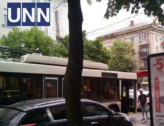 У Кропивницькому сталася ДТП за участі тролейбуса