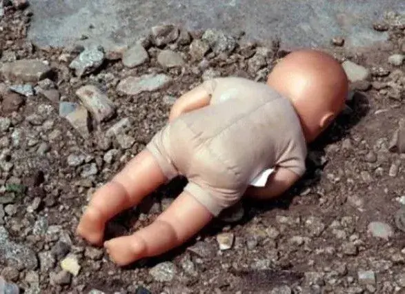 На Житомирщині батьки вбили п’ятирічну доньку