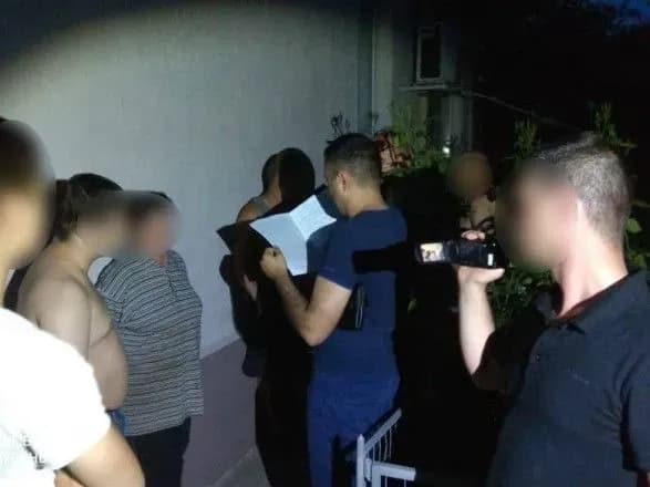 На Донеччині затримали співробітника СБУ при спробі збуту наркотиків