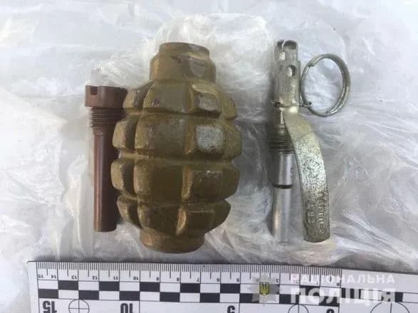 На Донеччині жінка продавала гранати по 300 гривень