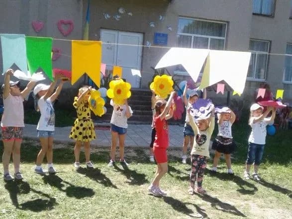 Сьогодні в Україні відзначають День захисту дітей