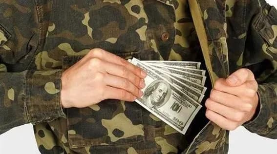 За п'ять років військові прокурори передали до суду 75% усіх справ ГПУ - Матіос