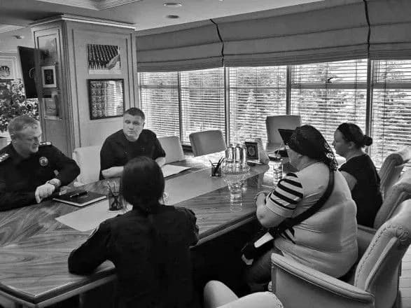 Аваков та Князєв зустрілися з родиною убитого 5-річного Кирила