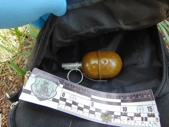 У столиці затримали чоловіка з гранатою