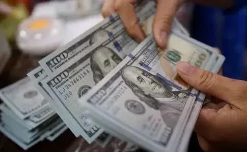 Посадовців Рахівської РДА спіймали на хабарі