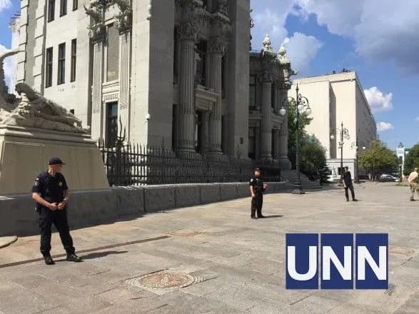 У Києві шукають вибухівку у Будинку з химерами