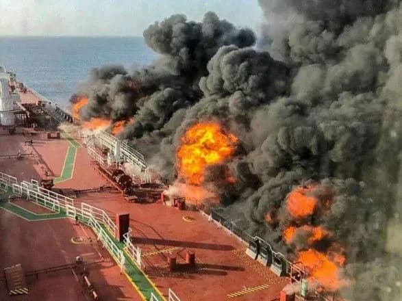 США можуть у зв'язку з атакою в затоці Омана перекинути в регіон додаткові сили