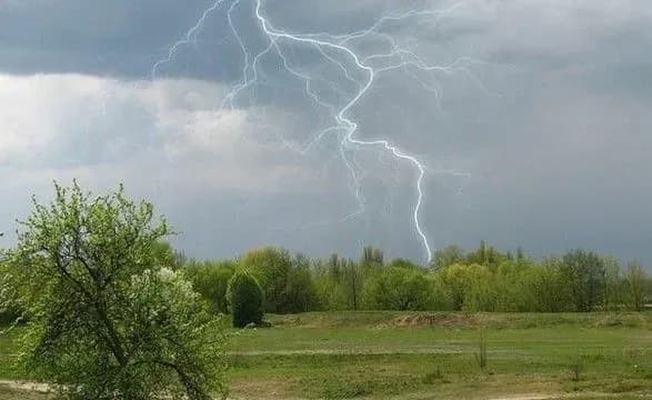 Синоптики дали прогноз погоди на завтра