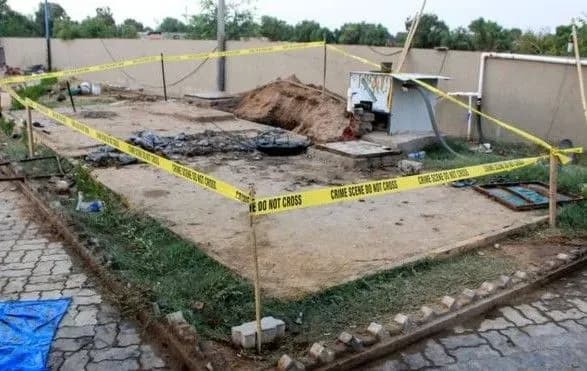 Семеро осіб задихнулися при чищенні каналізації в Індії