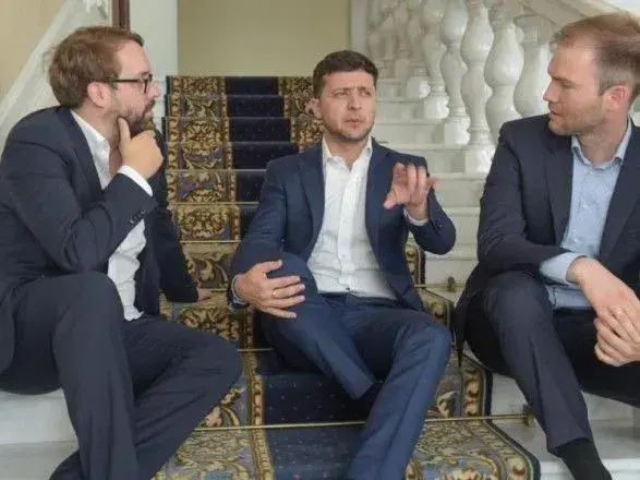 Зеленський: при зустрічі з Путіним почнемо з того, що Донбас і Крим — це Україна