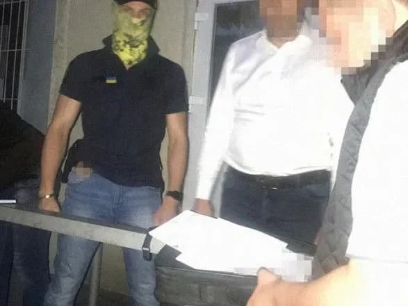 СБУ викрила на пропозиції начальника відділеня Нацполіції хабара працівнику військкомату