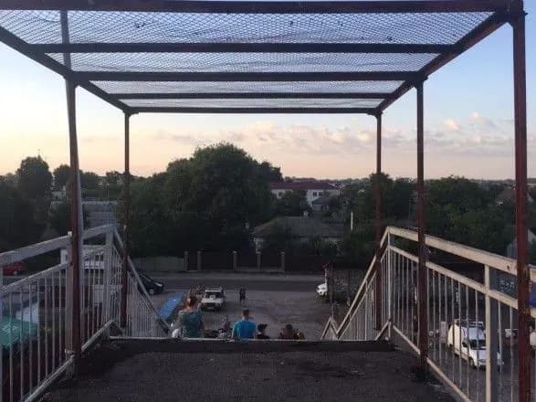 Під Києвом екстремальне селфі обернулося для підлітка реанімацією