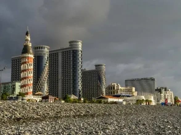 У туристичних містах Грузії зафіксували забруднення повітря