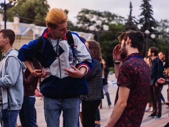 Сьогодні в Україні відзначають День молоді