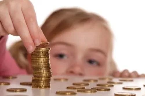 З батьків-боржників стягнули 7,6 млрд грн аліментів