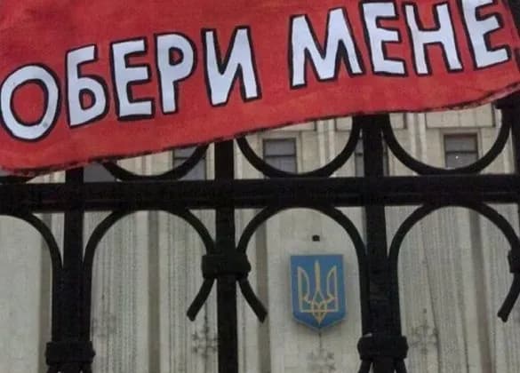 Мажоритарників 100-го округу впіймали на незаконній агітації