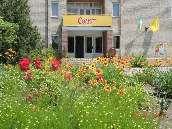 Отруєння у таборі на Миколаївщині: кількість госпіталізованих зросла до 19