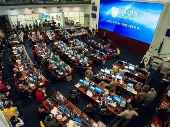 У Каліфорнії ввели режим надзвичайної ситуації через землетрус