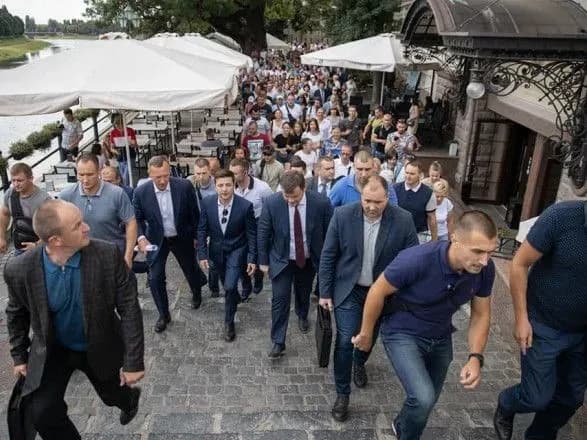 Зеленський показав, як провів час в Ужгороді