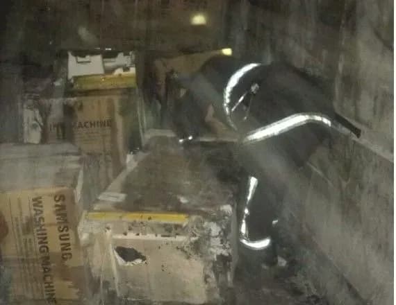 На трасі у вантажівці загорілися пральні машини