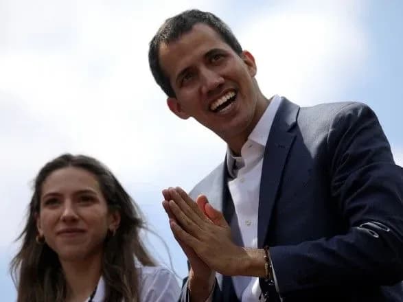 Опозиція Венесуели погодилася на зустріч з владою країни в Барбадосі