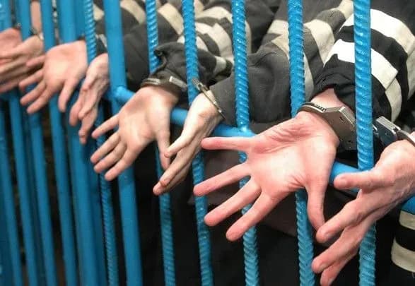 В Таджикистане 13 заключенных умерли в результате отравления во время этапирования