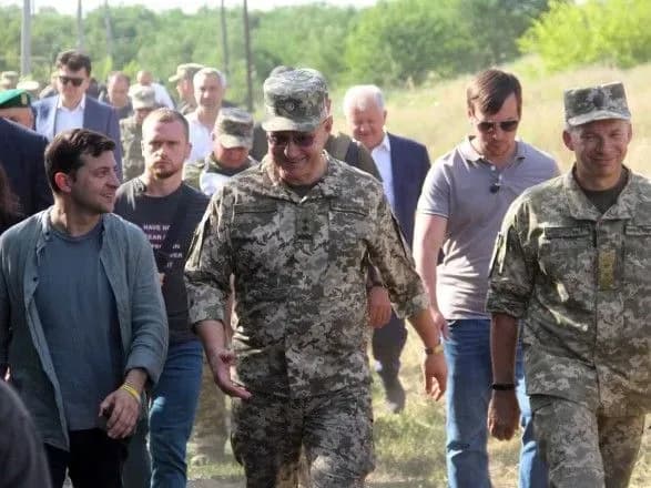 Жодної "зради": Хомчак доповів про розведення військ