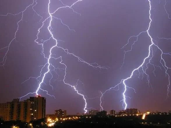 Синоптики дали прогноз погоди на завтра