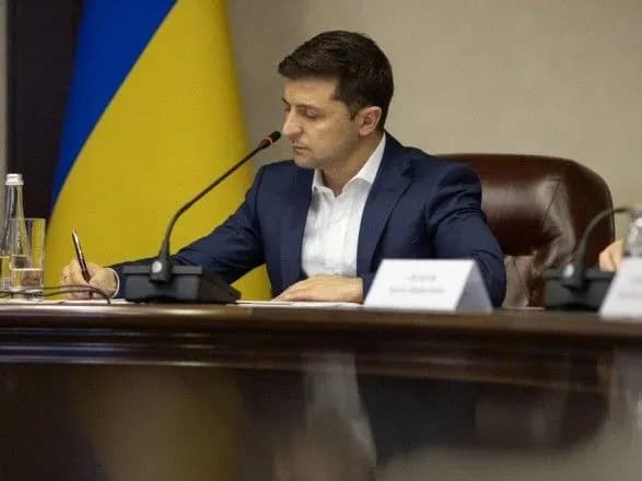 Глава держави звільнив вісім голів РДА у Волинській області