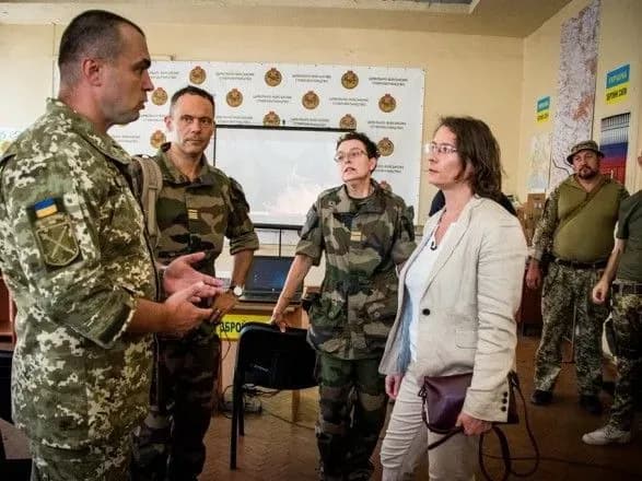 Французька делегація відвідала зону проведення ООС