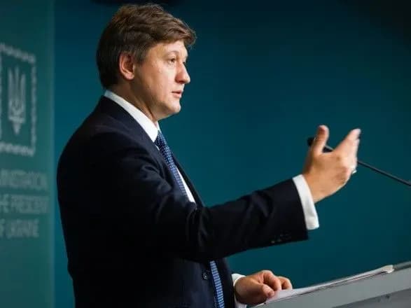 Данилюк розпочав візит до США із зустрічі з Волкером