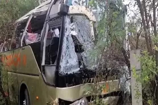 У Пакистані перекинувся автобус, загинули 13 осіб