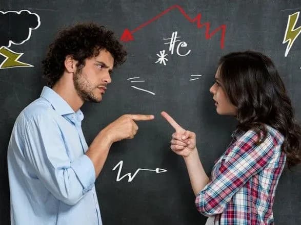 У середу очікується часткове місячне затемнення - астрологи радять уникати сварок