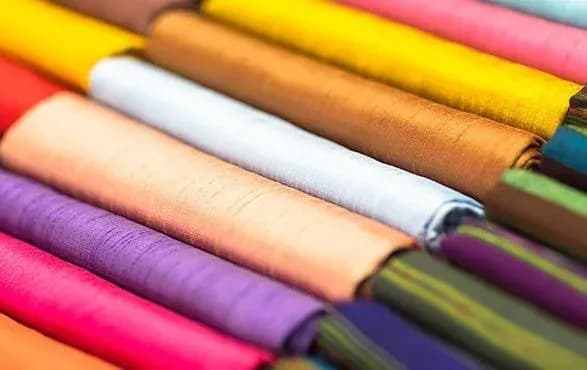 СБУ виявила рекордну партію контрабандного текстилю