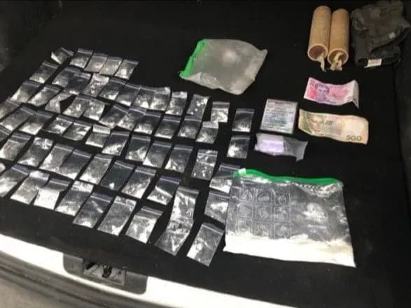 На Донеччині блокували діяльність наркоугруповання