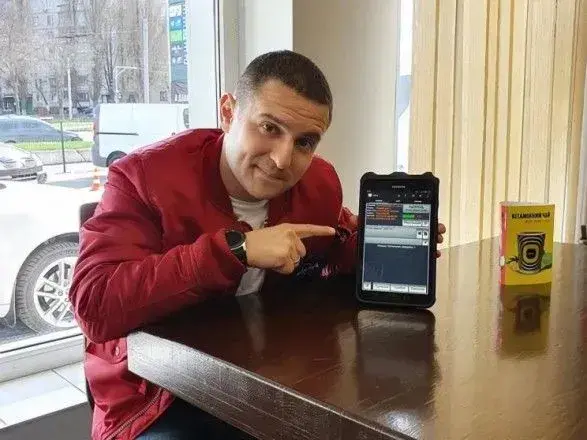 Зеленський заявив, що кандидат від “Слуги народу” Куницький не може бути депутатом через подвійне громадянство