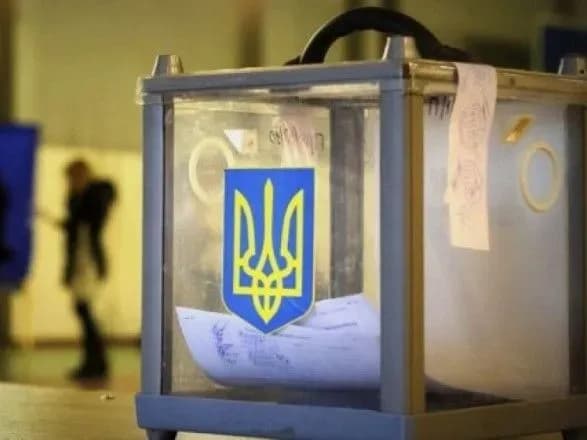 На 100-у окрузі проведуть екзит-пол: кандидат від "Слуги народу" анонсував боротьбу з можливими фальсифікаціями