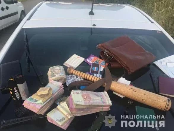 У Рівному іноземець викрав із вантажівки понад 200 тисяч гривень
