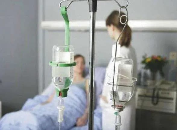 На Кiровоградщинi пiсля святкування дня народження 12 людей опинилися у лiкарнi