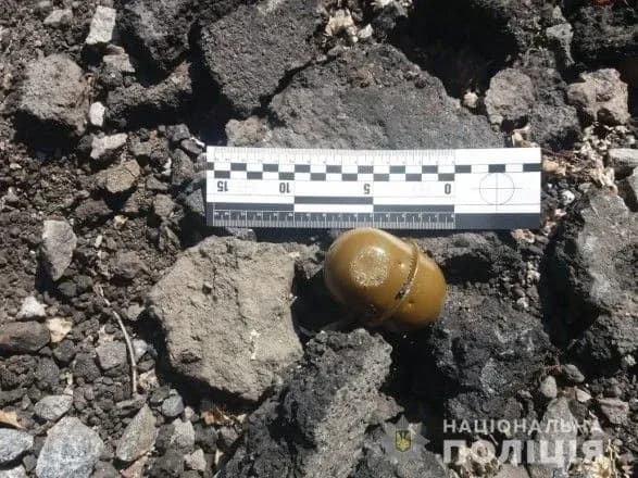 В Одесі з квартири багатоповерхівки викинули гранату у двір