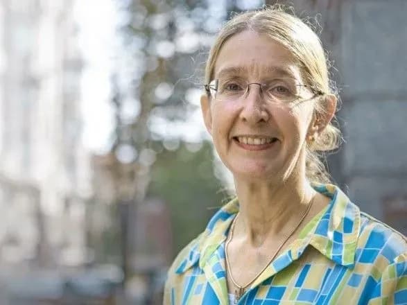 Суд требует у ГМС документы о гражданстве Супрун