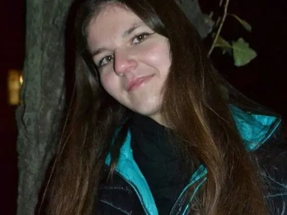 На Сумщині більше двох місяців не можуть знайти зниклу дівчину