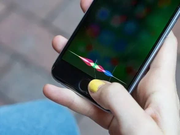 Від Apple через суд зажадали стерти записи особистих розмов користувачів Siri